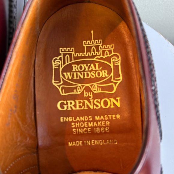 Vintage Royal Windsor by Grenson Leather Oxfords Wing Tip Brogue Style, 10.5 D - Picture 5 of 10